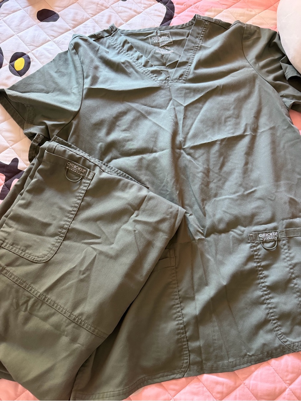 Cherokee Workwear Woman’s Olive Green Scrub Set